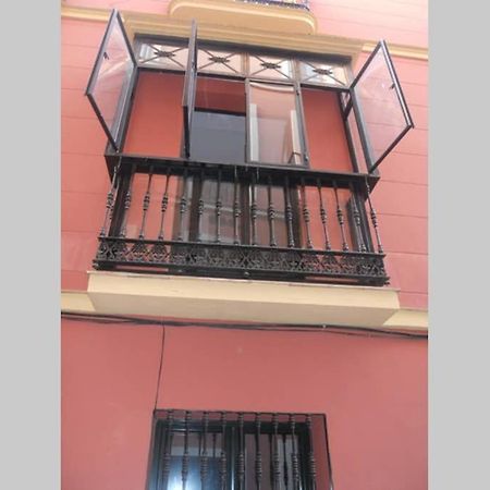 Cheap & Chic In The Center Of Sevilla מראה חיצוני תמונה