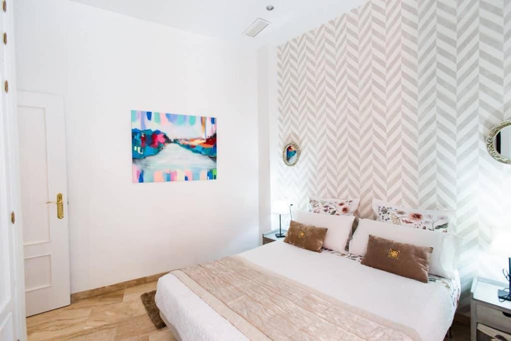 Cheap & Chic In The Center Of Sevilla מראה חיצוני תמונה